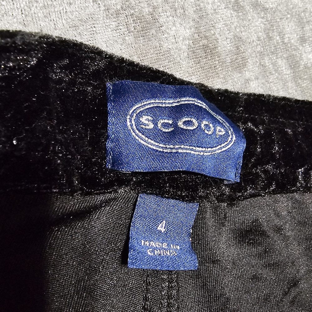 Elegant Black Velvet Women's Pants - Picture 3 of 7